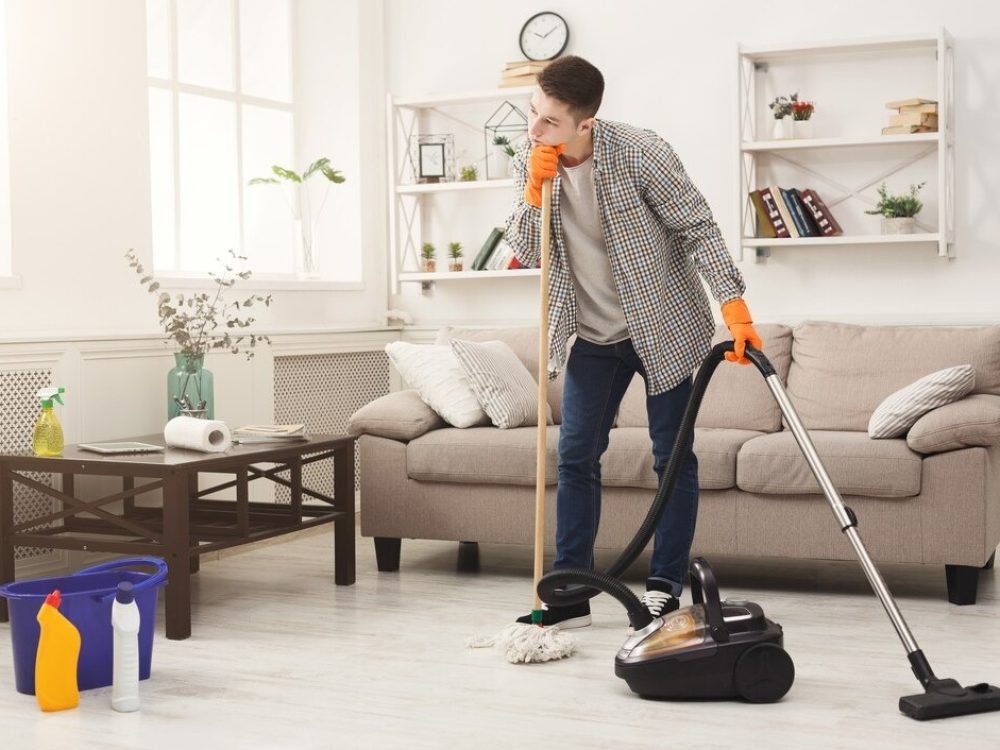House cleaning House cleaning